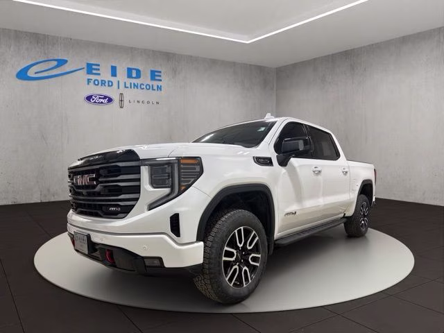 2025 Summit White GMC Sierra 1500 AT4 4X4 Truck