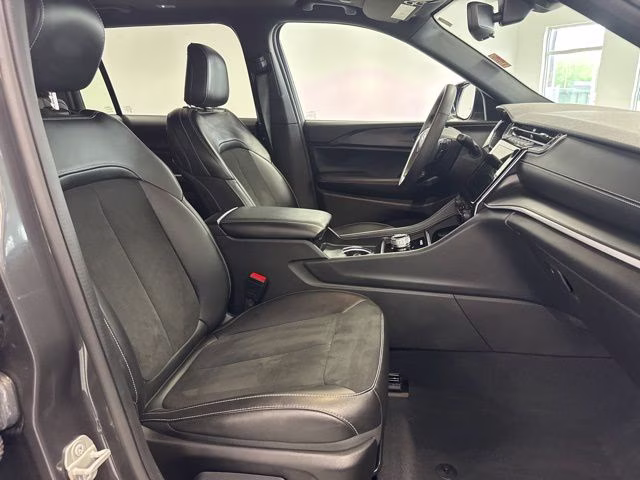 2024 Baltic Gray Metallic Clearcoat Jeep Grand Cherokee L Altitude X 4X4 SUV