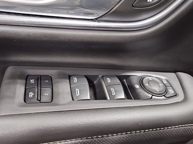 2023 Onyx Black GMC Yukon XL SLT 4X4 SUV