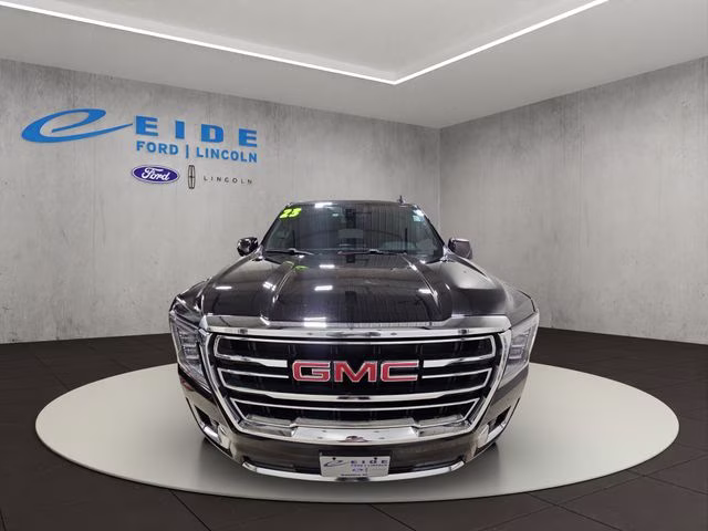 2023 Onyx Black GMC Yukon XL SLT 4X4 SUV