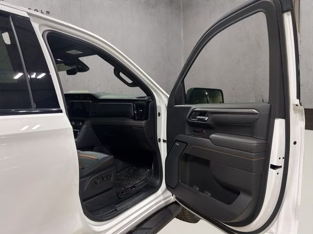 2025 Summit White GMC Sierra 1500 AT4 4X4 Truck
