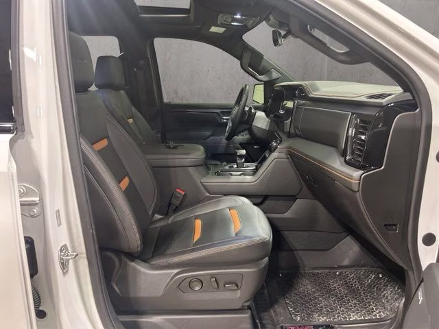 2025 Summit White GMC Sierra 1500 AT4 4X4 Truck