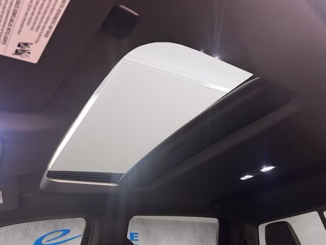 2025 Summit White GMC Sierra 1500 AT4 4X4 Truck