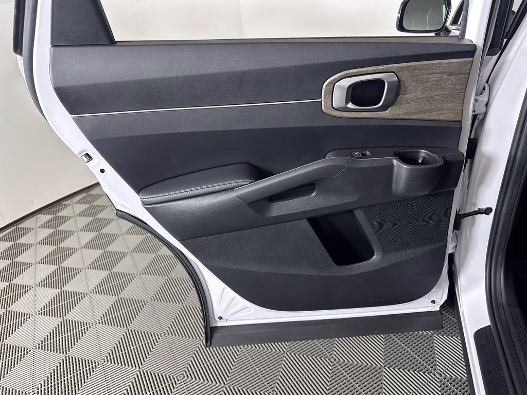 2021 Glacial White Pearl Kia Sorento EX FWD SUV