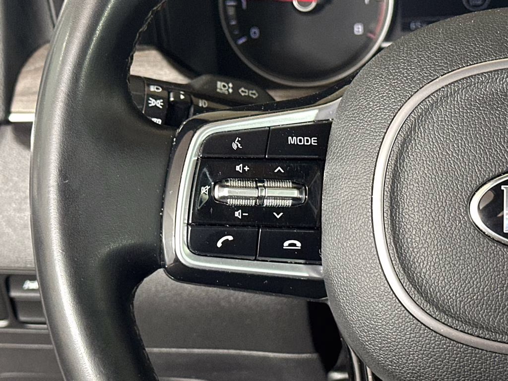 2021 Glacial White Pearl Kia Sorento EX FWD SUV