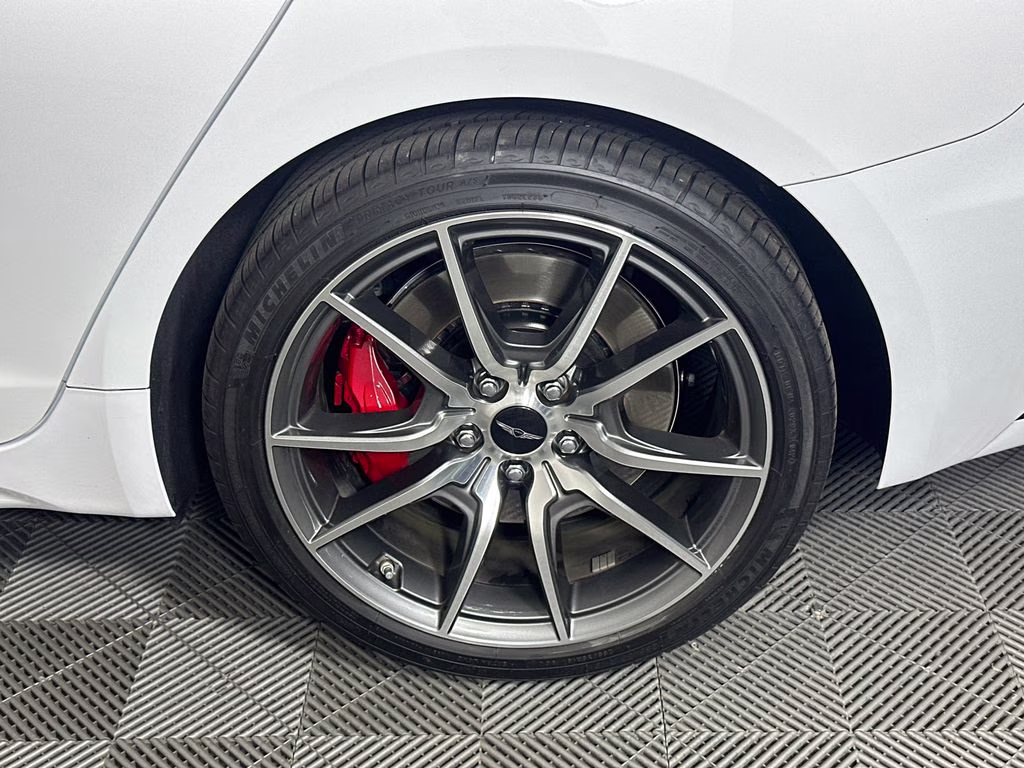 2025 Alta White Genesis G70 2.5T RWD Sedan
