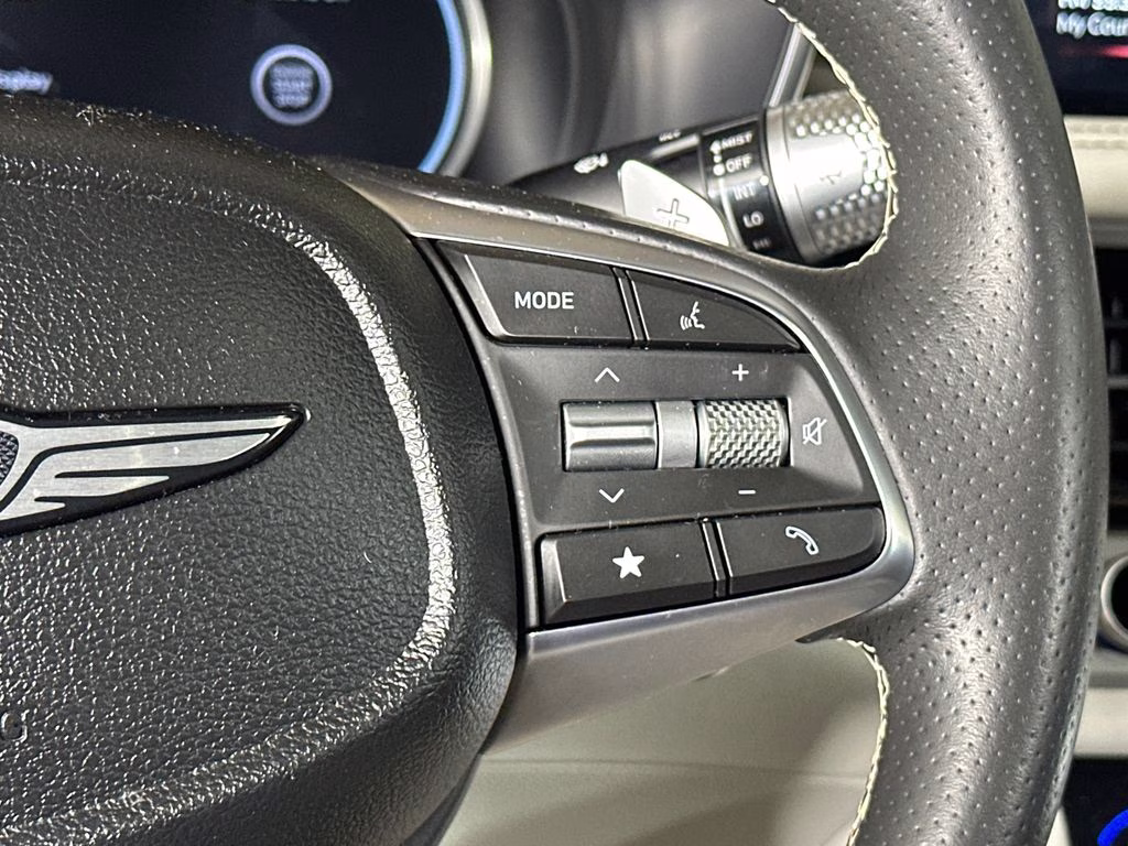 2025 Alta White Genesis G70 2.5T RWD Sedan