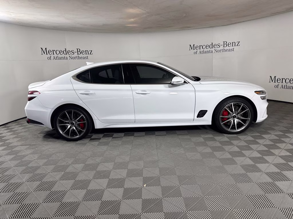 2025 Alta White Genesis G70 2.5T RWD Sedan