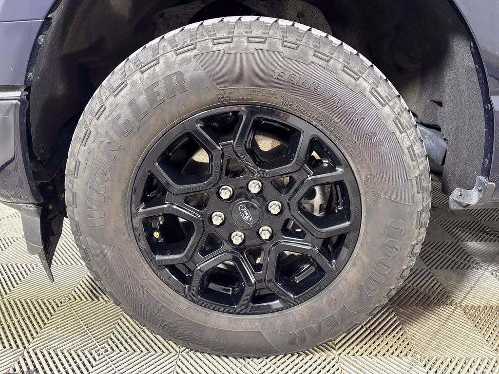 2025 Antimatter Blue Metallic Ford F-150 XLT 4X4 Truck