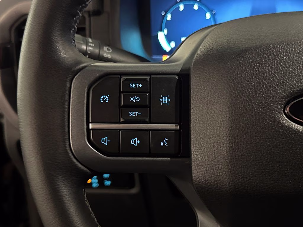 2025 Antimatter Blue Metallic Ford F-150 XLT 4X4 Truck