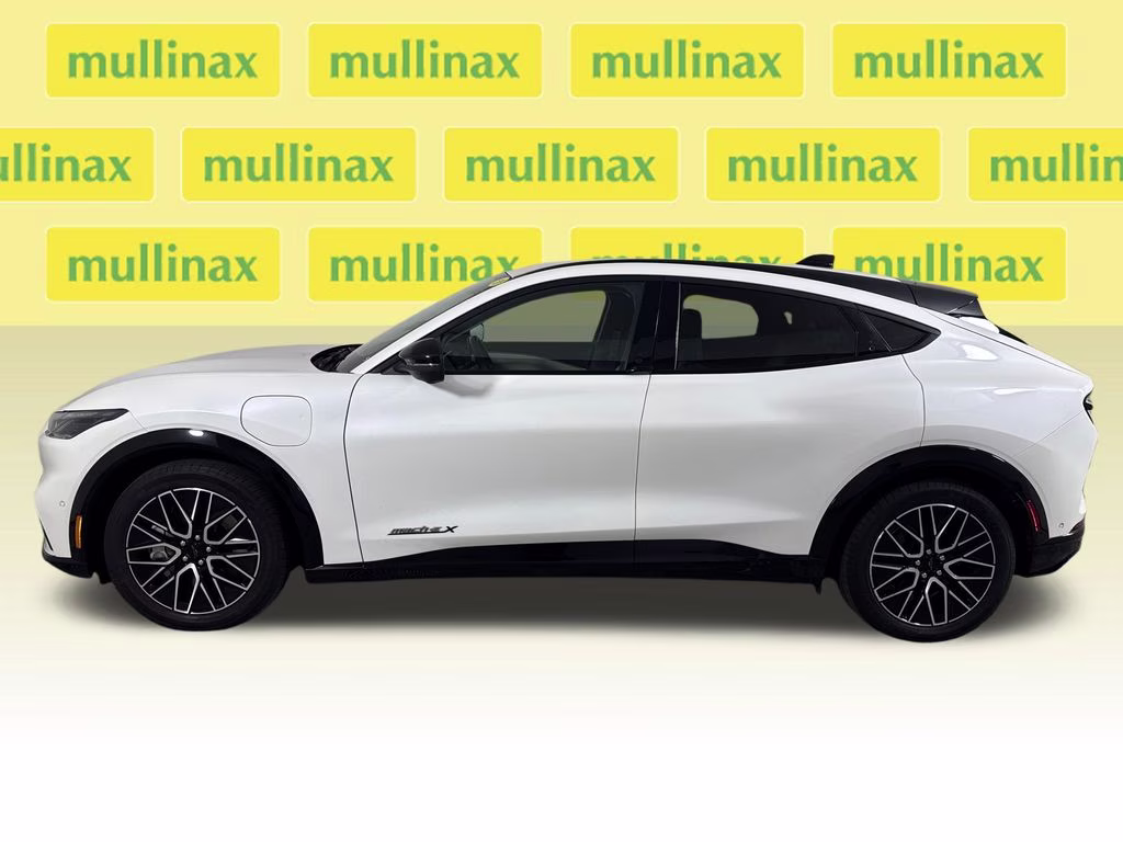 2024 Star White Metallic Tri-Coat Ford Mustang Mach-E Premium RWD SUV