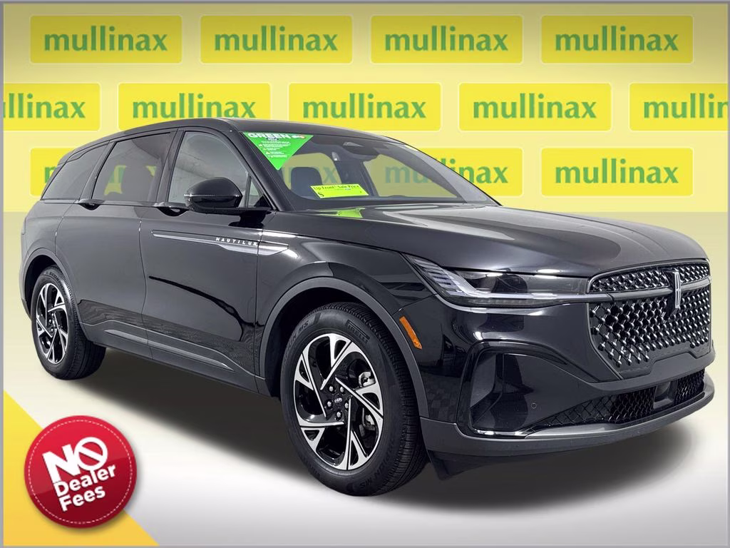 2025 Infinite Black Met CC Lincoln Nautilus Premiere AWD SUV