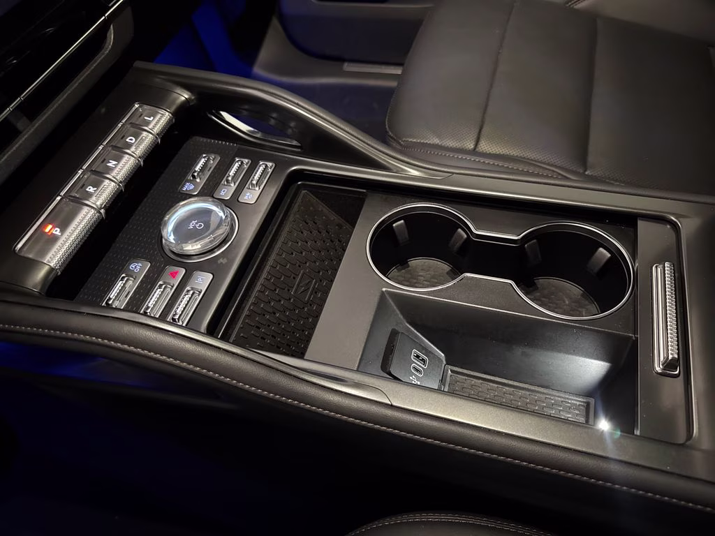 2025 Infinite Black Met CC Lincoln Nautilus Premiere AWD SUV