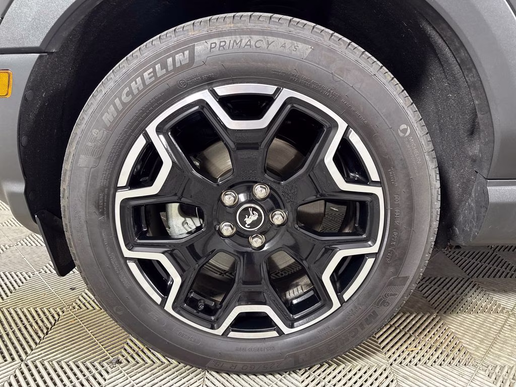2025 Shadow Black Ford Bronco Sport Outer Banks 4X4 SUV