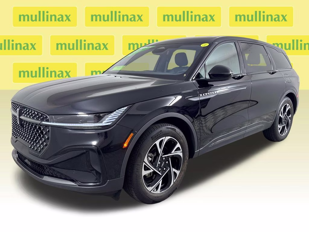 2025 Infinite Black Met CC Lincoln Nautilus Premiere AWD SUV