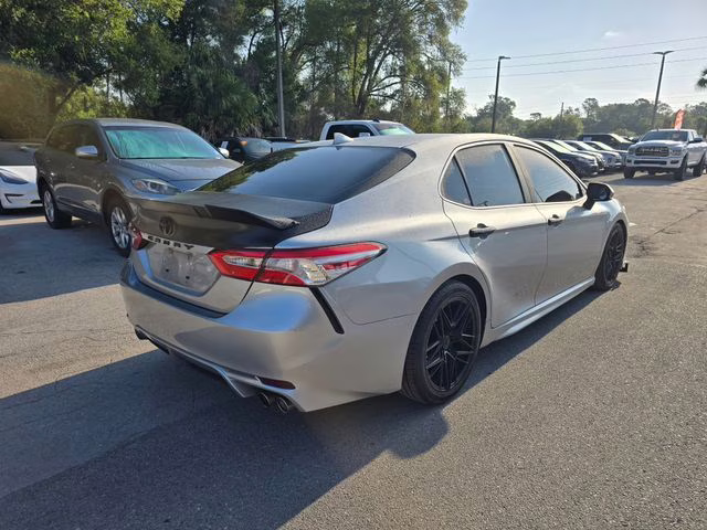 2020 Celestial Silver Metallic Toyota Camry SE FWD Sedan