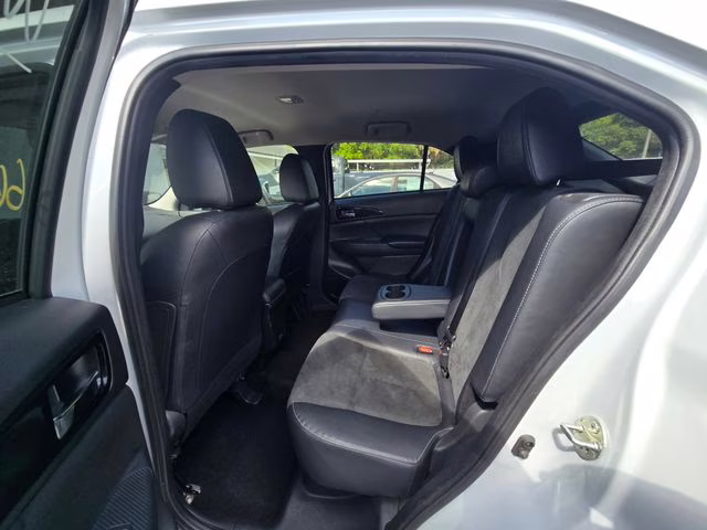 2024 White Diamond Mitsubishi Eclipse Cross SE 4X4 SUV