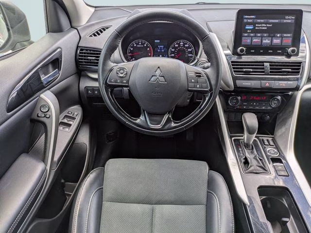 2024 White Diamond Mitsubishi Eclipse Cross SE 4X4 SUV