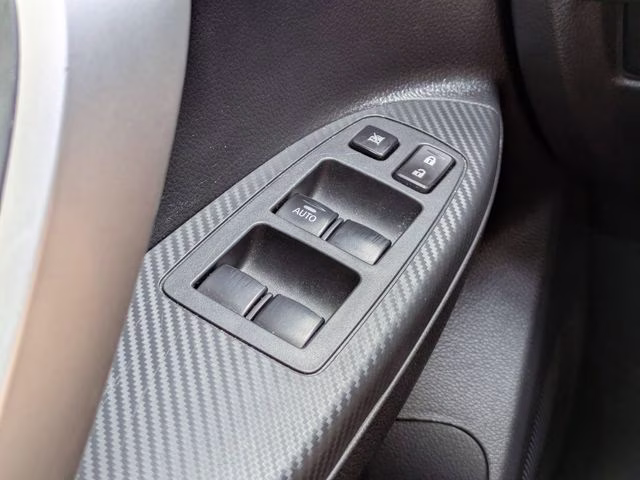 2024 White Diamond Mitsubishi Eclipse Cross SE 4X4 SUV