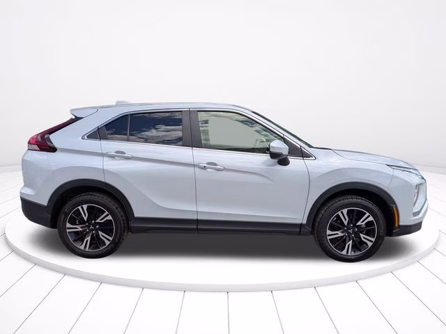 2024 White Diamond Mitsubishi Eclipse Cross SE 4X4 SUV