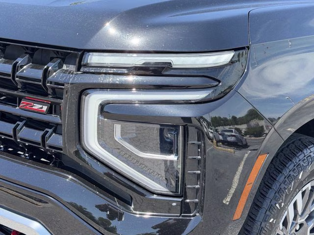 2025 Black Chevrolet Suburban Z71 4X4 SUV
