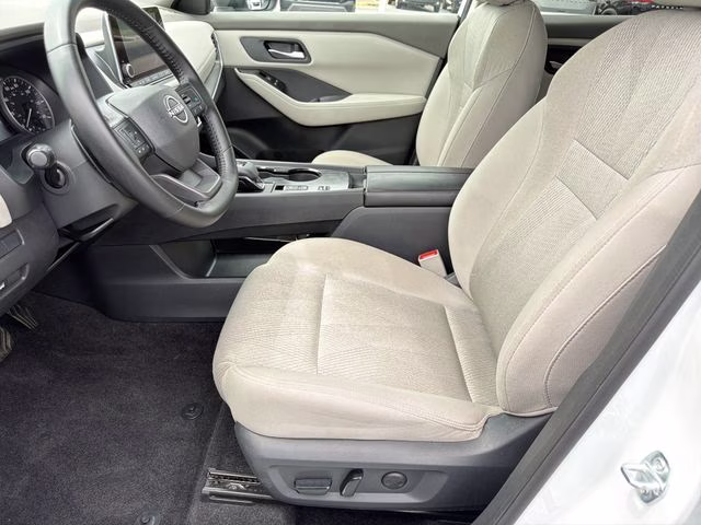 2025 Everest White Pearl Nissan Rogue SV FWD SUV