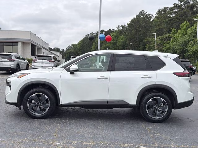 2025 Everest White Pearl Nissan Rogue SV FWD SUV