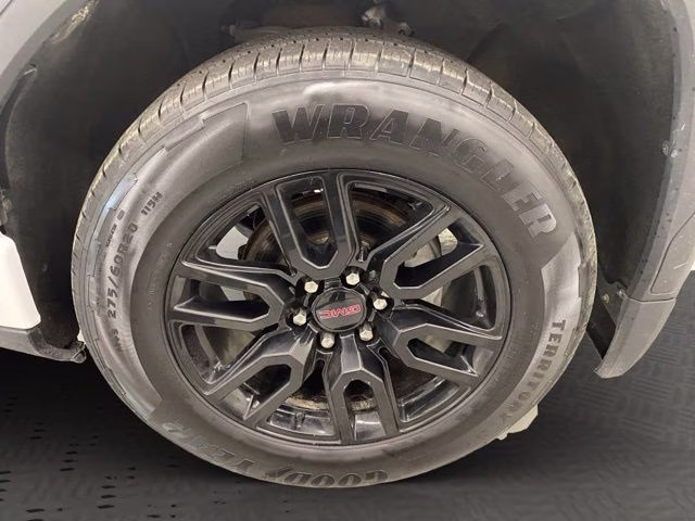 2022 Summit White GMC Sierra 1500 Elevation 4X4 Truck