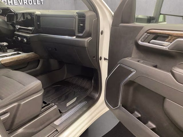 2022 Summit White GMC Sierra 1500 Elevation 4X4 Truck