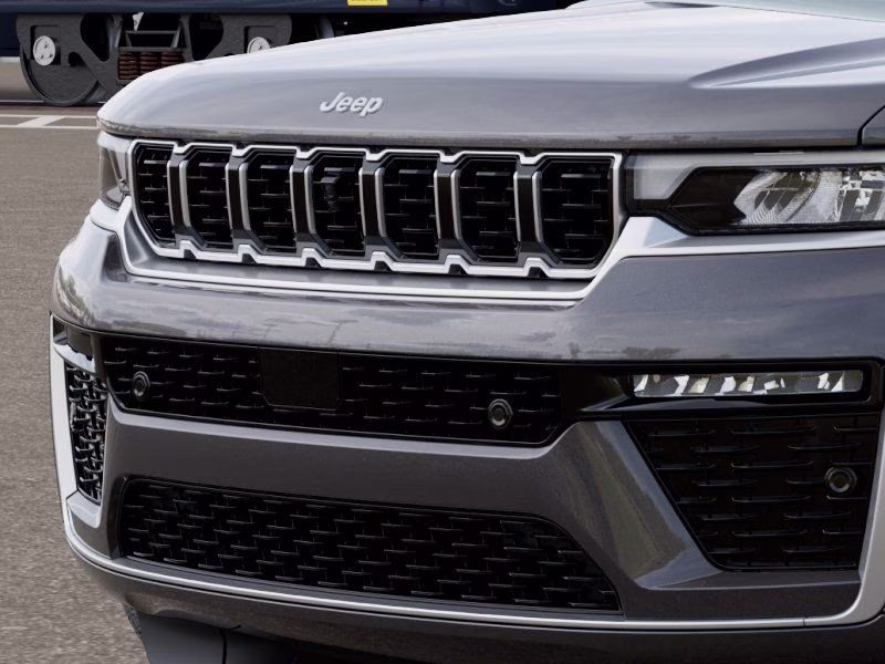 2026 Baltic Gray Metallic Clearcoat Jeep Grand Cherokee Summit 4X4 SUV