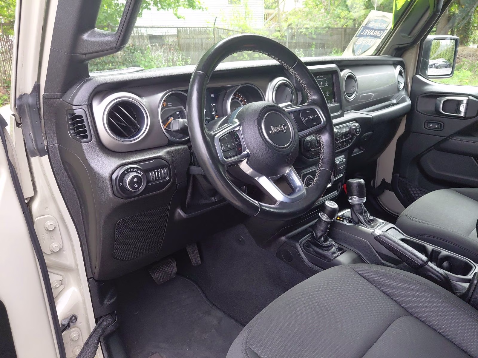 2020 Gobi Clearcoat Jeep Gladiator Overland 4X4 Truck