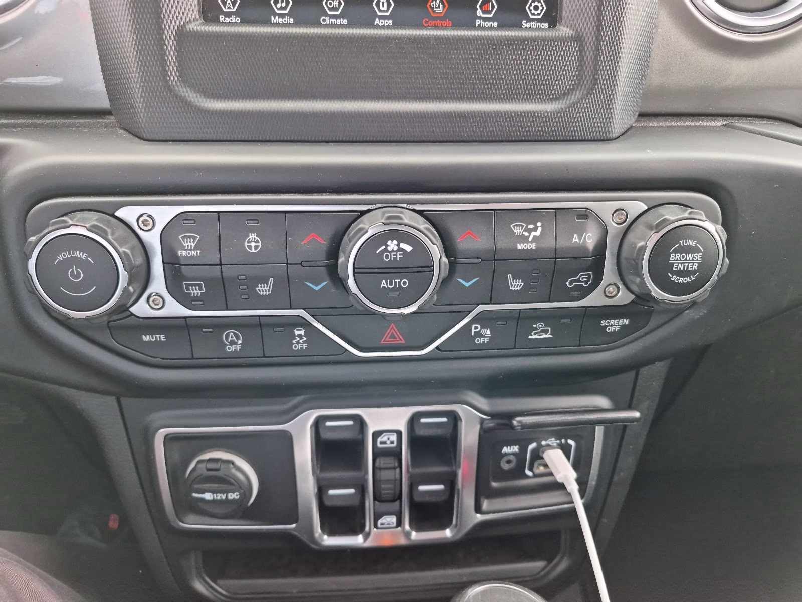 2020 Gobi Clearcoat Jeep Gladiator Overland 4X4 Truck