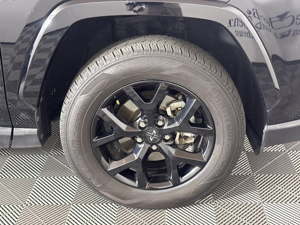 2021 Midnight Black Metallic Toyota RAV4 XLE FWD SUV