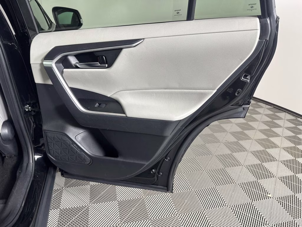 2021 Midnight Black Metallic Toyota RAV4 XLE FWD SUV
