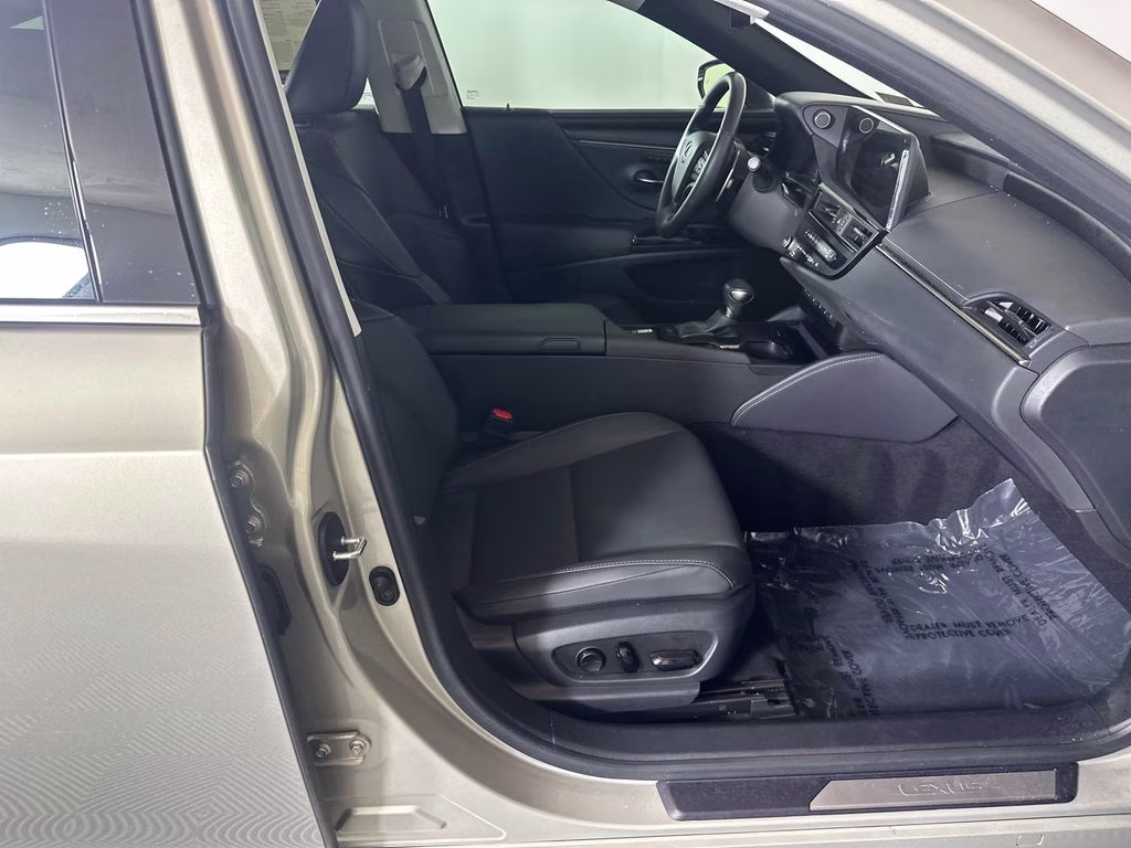 2023 Moonbeam Beige Metallic Lexus ES 350 FWD Sedan