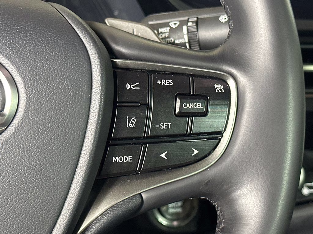 2023 Moonbeam Beige Metallic Lexus ES 350 FWD Sedan