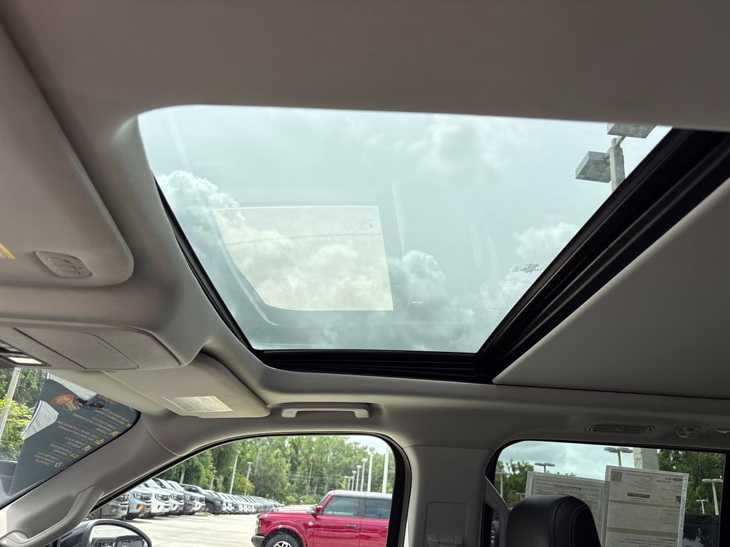 2025 Oxford White Ford Expedition Max Platinum 4X4 SUV