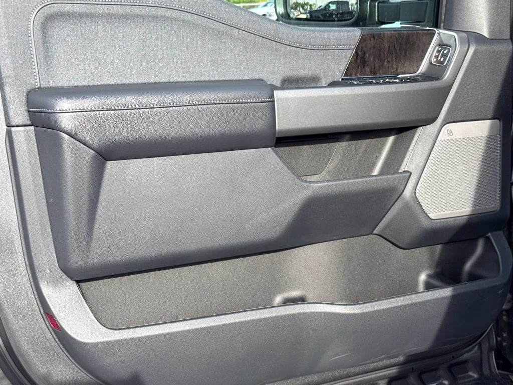 2026 Carbonized Gray Metallic Ford Super Duty F-250 SRW Lariat 4X4 Truck