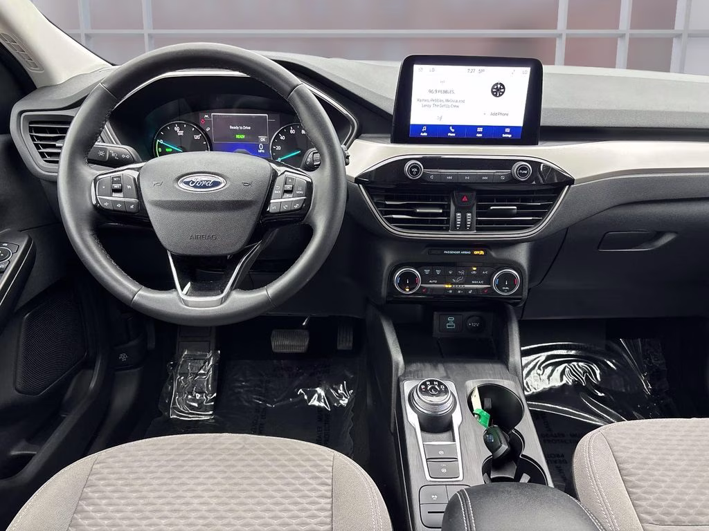 2022 Gray Metallic Ford Escape Hybrid SE FWD SUV