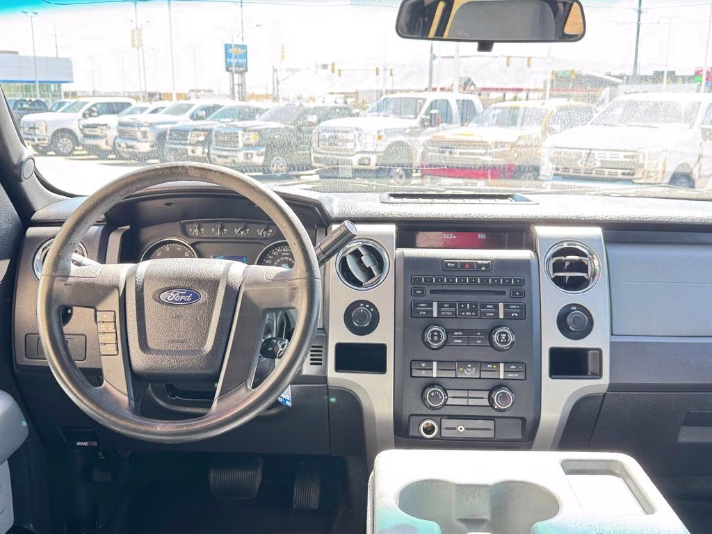 2012 Black Ford F-150 XL 4X4 Truck