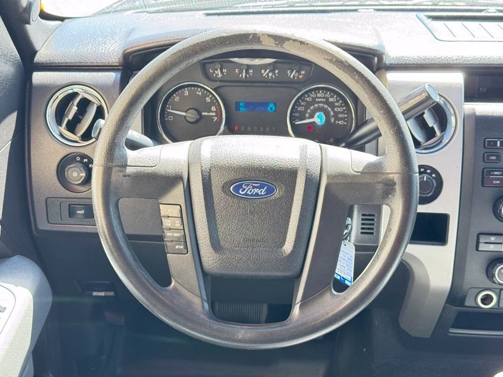 2012 Black Ford F-150 XL 4X4 Truck