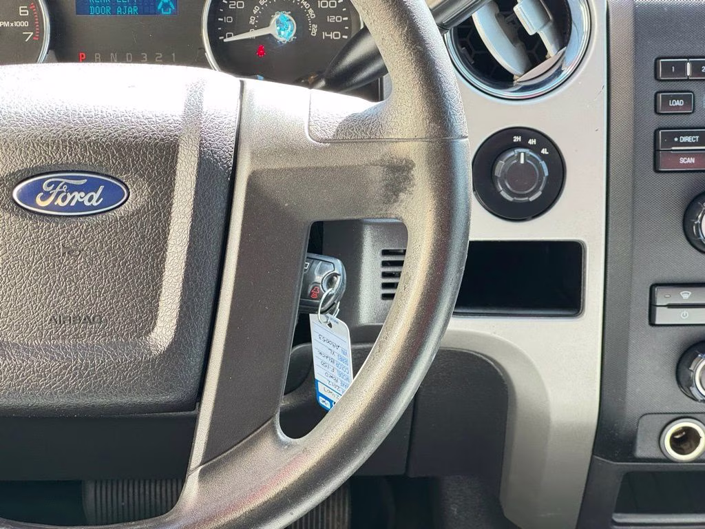 2012 Black Ford F-150 XL 4X4 Truck