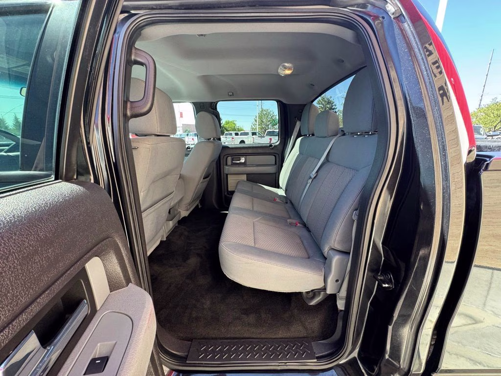 2012 Black Ford F-150 XL 4X4 Truck