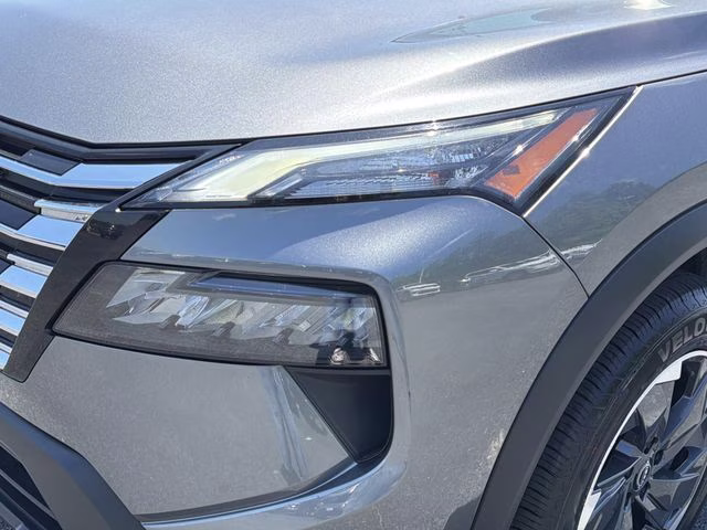 2025 Gun Metallic Nissan Rogue SV FWD SUV