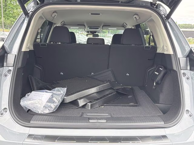 2026 Boulder Gray Pearl Nissan Rogue SV FWD SUV