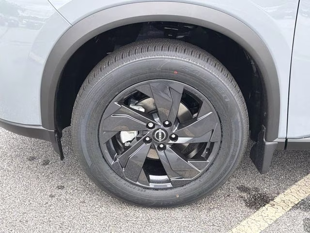 2026 Boulder Gray Pearl Nissan Rogue SV FWD SUV