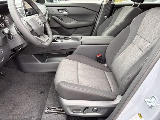 2026 Boulder Gray Pearl Nissan Rogue SV FWD SUV