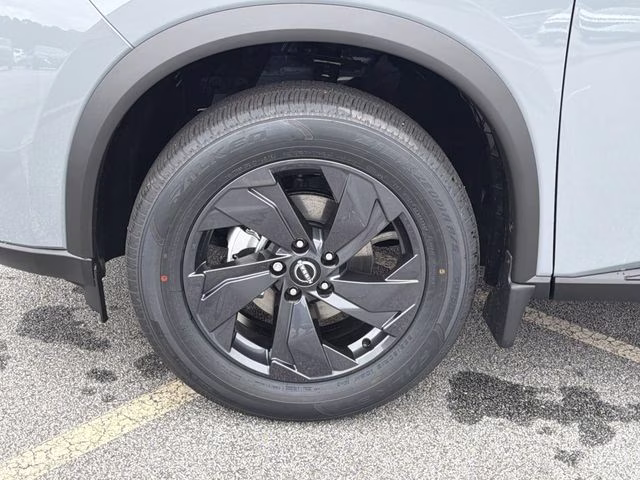 2026 Boulder Gray Pearl Nissan Rogue SV FWD SUV