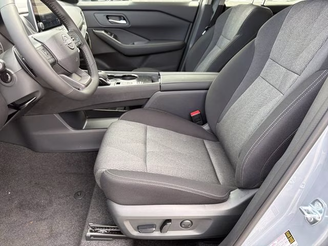 2026 Boulder Gray Pearl Nissan Rogue SV FWD SUV