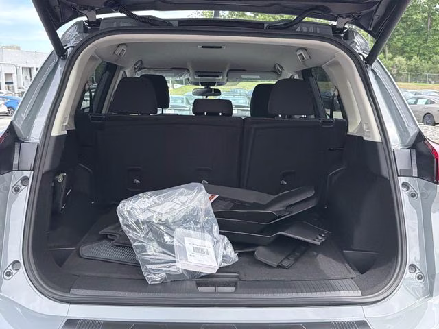 2026 Boulder Gray Pearl Nissan Rogue SV FWD SUV